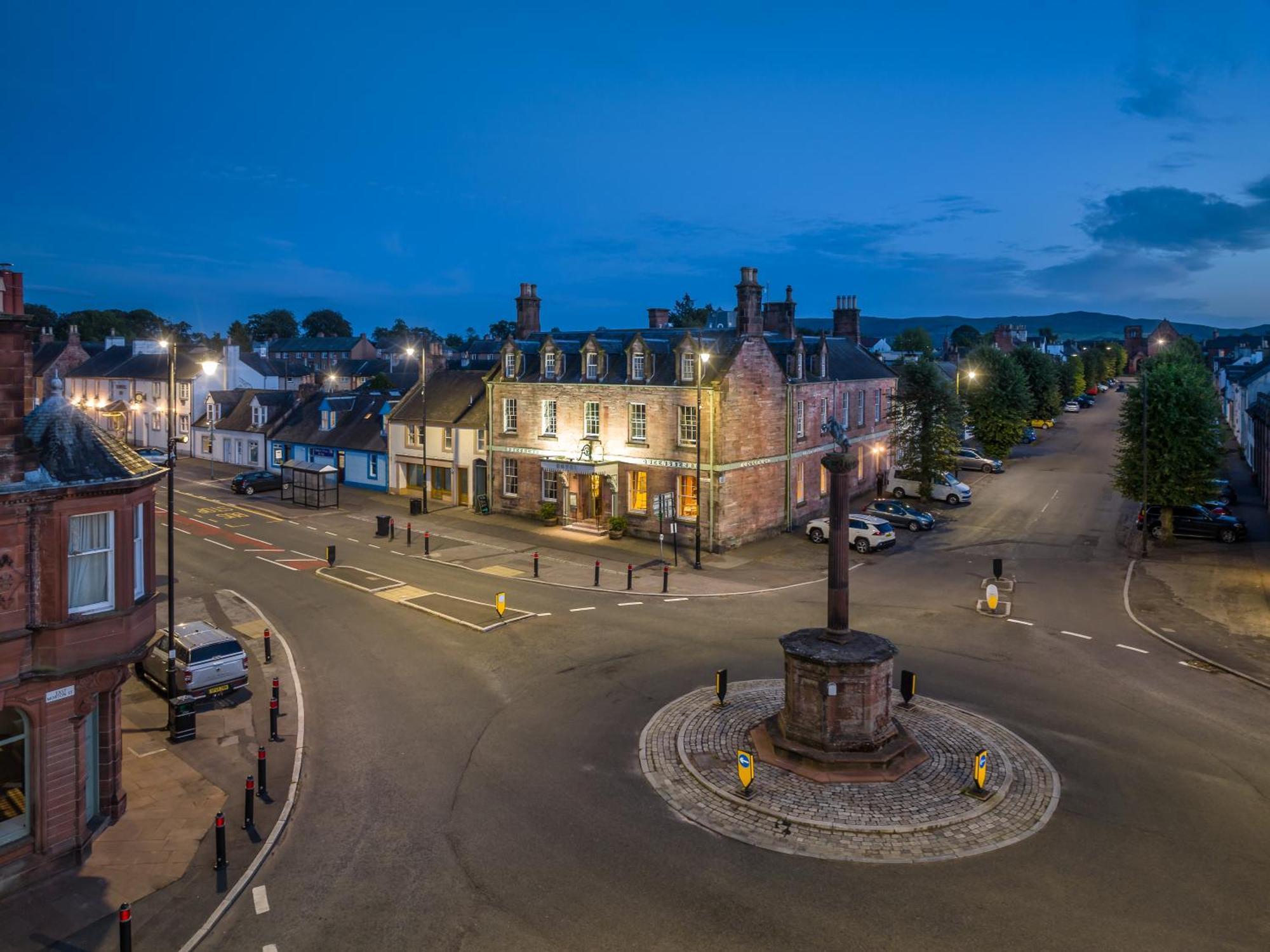 Buccleuch And Queensberry Arms Hotel Thornhill  Exterior foto